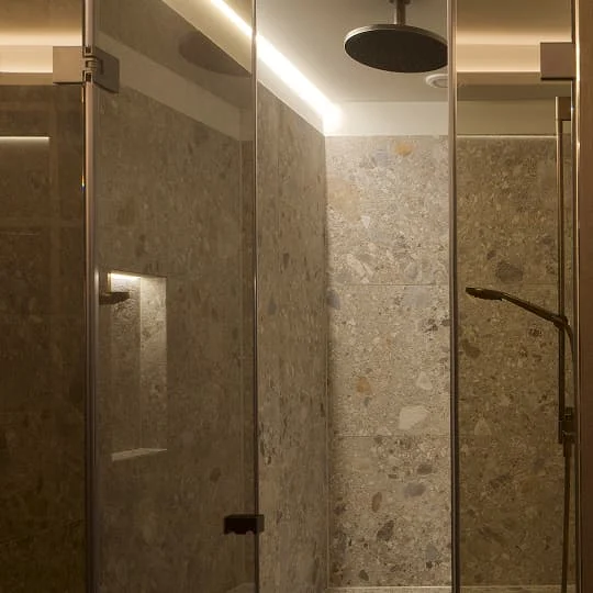 dusche regenbrause glas